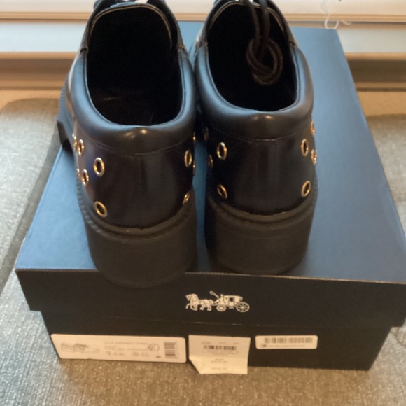 COACH Women's Lyla Grommets Derby Flats, size 9.5 - Picture 6 of 11